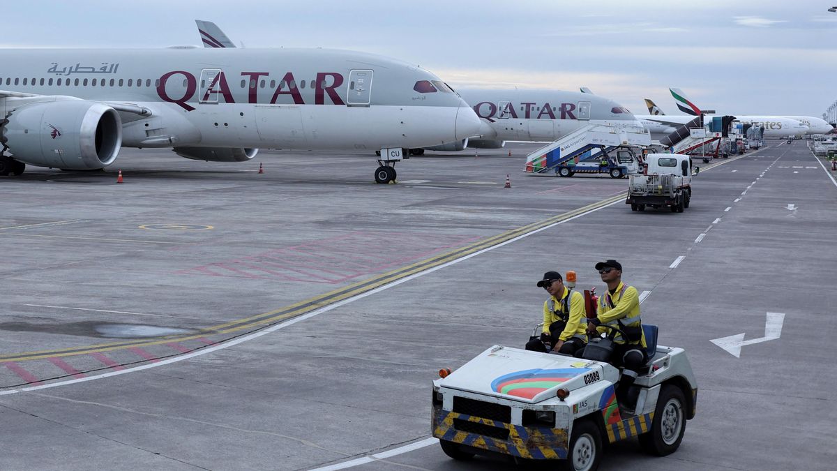 Letiště, přes která létá celý svět, stojí. Návrat do normálu může trvat týdny